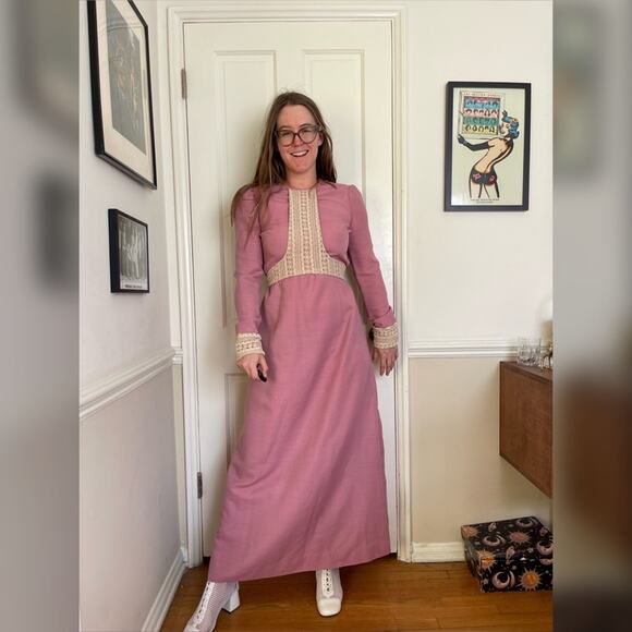 Vintage Dresses & Skirts - 70s Vintage Rose Prairie Maxi Dress with Puffed Sleeves and Lace Paneling
